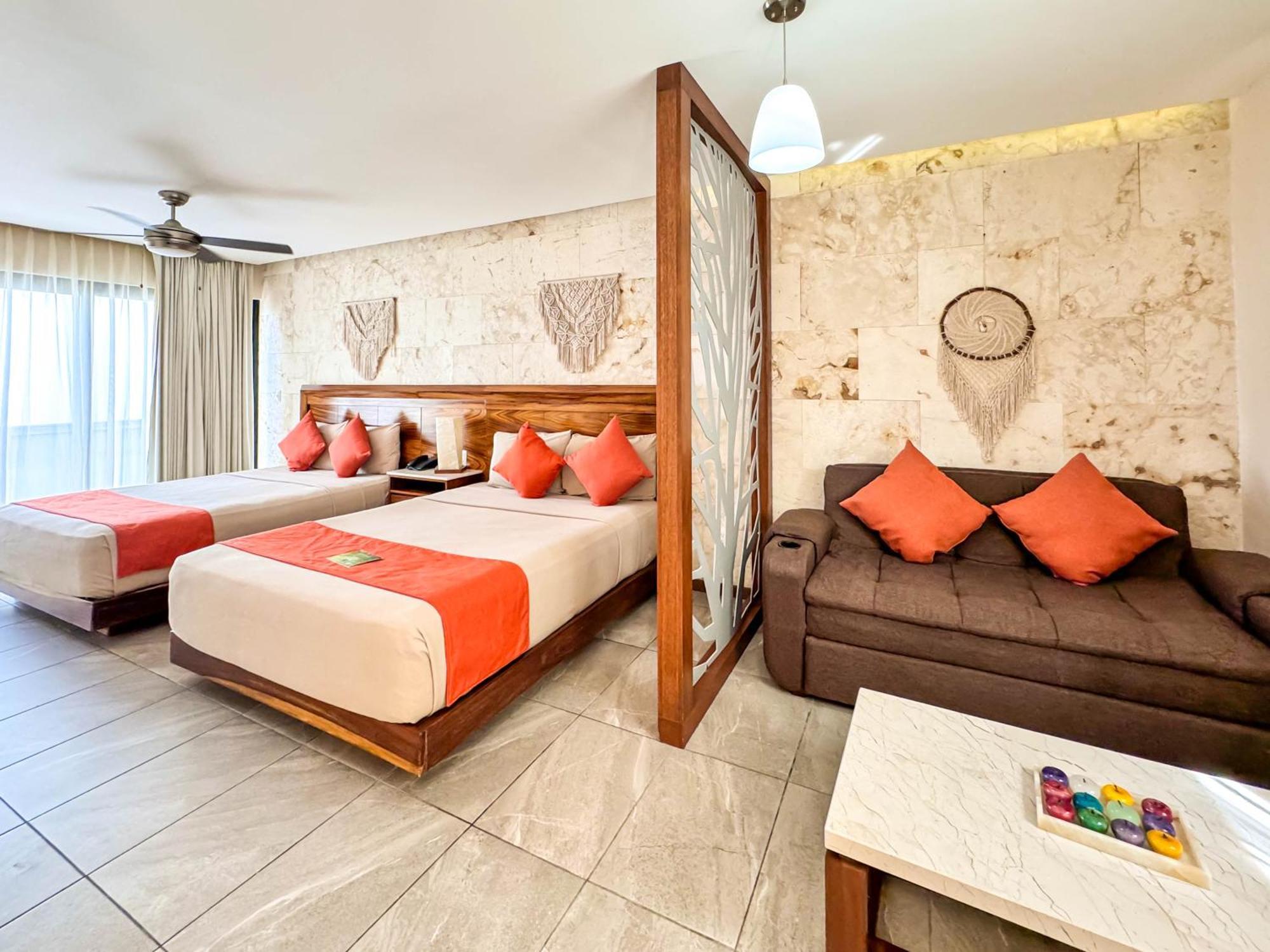 Grand Fifty Suites Плая-дель-Кармен Экстерьер фото