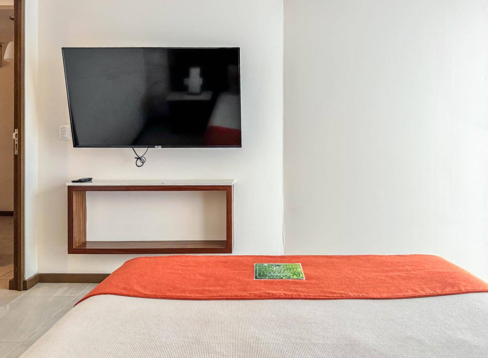 Grand Fifty Suites Плая-дель-Кармен Экстерьер фото